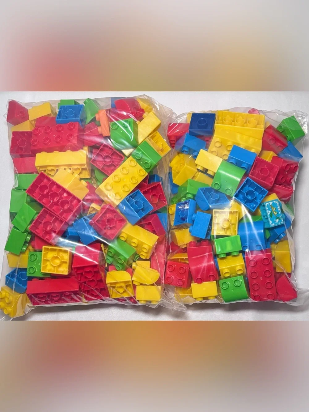 Mega Bloks Building Bricks 220+ Pieces
